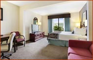 Personal Hospitality at Wingate by Wyndham Arlington Fun Central Hotel, Texas